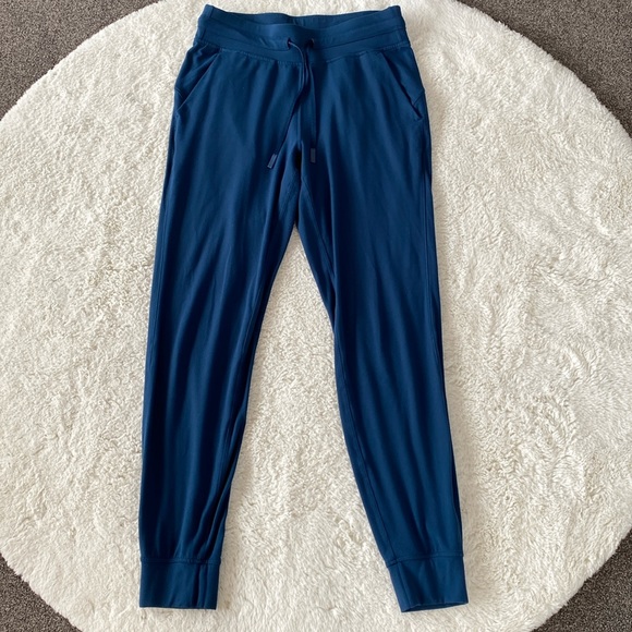 ❤️ Lululemon Ready to Rulu Joggers Size 6 - Picture 4 of 9